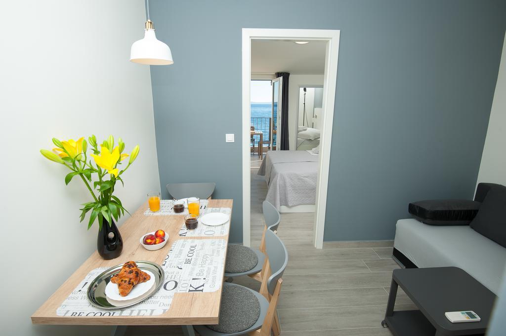 Seaside Luxury Suites Подстрана Экстерьер фото